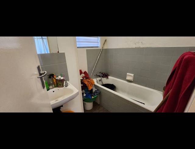 2 BEDROOM APARTMENT FOR SALE IN BEDFORD GARDENS